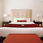 Best Western Plus Montreal Downtown- Hotel Europa