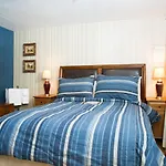 Maison Des Jardins B & B