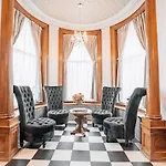 Hotel De Paris Montreal