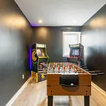 3Br City Escape In Stylish Apartment At Anjou