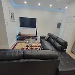 High Speed Internet - Amazing Loft In Central Montreal