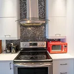 Breathtaking 3 Beds Apt A 2-Mins Walk From Metro!
