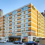 Quality Hotel Downtown Montreal