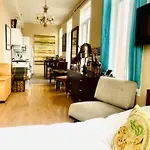 Beautiful Loft 5 The Heart Of The Village