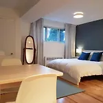 Bright And Spacious Studio Apartment