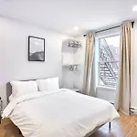 Beautiful 2-Bedroom Downtown Mtl With Free Coffee And Parking