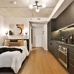 La Station Urbaine - Location - Must Stay