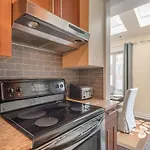 Apartment Et Studio Montreal
