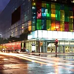 Holiday Inn Montreal Centre Ville Downtown By Ihg