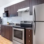 Aaa Location - Bright And Cozy Apartment