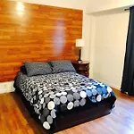 Stylish Montreal Apartment: Comfortable Stay In The Golden Square Mile