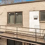 Cozy One Bedroom Apartment Heart Of Downtown-329