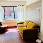 Stylish Montreal Apartment: Comfortable Stay In The Golden Square Mile