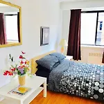 Stylish Montreal Apartment: Comfortable Stay In The Golden Square Mile