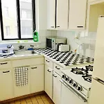 Stylish Montreal Apartment: Comfortable Stay In The Golden Square Mile