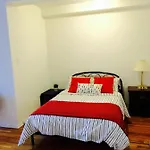 Stylish Montreal Apartment: Comfortable Stay In The Golden Square Mile