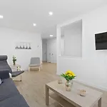 Free Parking Gorgeous 3Bedrooms