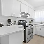 Free Parking Gorgeous 3Bedrooms