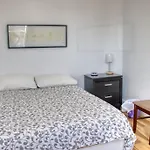 3,5 Style Contemporain Pres De Tous Les Services Et Transport En Commun