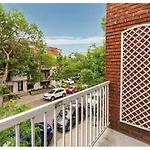 Appartement In Rosemont