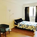 Stylish Montreal Apartment: Comfortable Stay In The Golden Square Mile