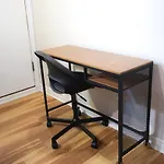 Cozy Apartment In Ahuntsic With Free Parking And Near Metro Station