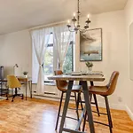 Le Plateau Suites, Montreal