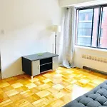 Stylish Montreal Apartment: Comfortable Stay In The Golden Square Mile