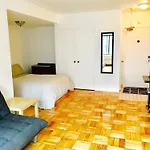 Stylish Montreal Apartment: Comfortable Stay In The Golden Square Mile