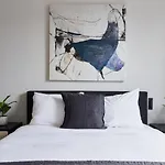 New And Cozy 3 Bedroom In Le Plateau By Denstays