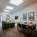 Hresidences Modern Apt On Main St Hubert Street