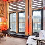 Designer\'S Unique Loft