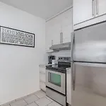 Aaa Location Condo & Free Parking