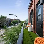 Francois-Denis Apartments