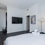 Le Se7T Penthouses