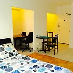 Stylish Montreal Apartment: Comfortable Stay In The Golden Square Mile