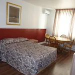 Motel Pierre