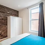 Ideal Group Stay In Charming Le Plateau Near Metro