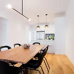Hip, Stylish Apartment In Little Italy By Den Stays A