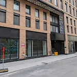 Cozy Studio In Montreal\'S Quartier Des Spectacles