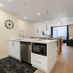 2Br Downtown Suite With Balcony