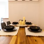 Appartement Au Coeur De Villeray