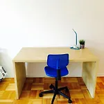 Stylish Montreal Apartment Comfortable Stay In The Golden Square Mile