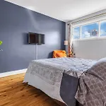 Cozy 3 Bedrooms Montreal