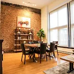 Elegant 1 Bedroom Apartment In Old Port - 202