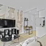 Stylish 1-Bedroom Haven By Jean Talon Market