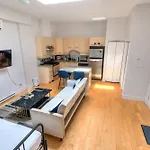 Loft The White Pearl Plateau-Mont-Royal 3 Beds