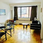 Stylish Montreal Apartment Comfortable Stay In The Golden Square Mile