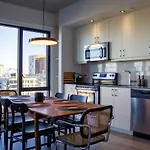 Panoramic Apartment In The Old Port