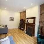 Spacious Downtown Montreal Apartment, 4Br-2Ba,Free Wifi